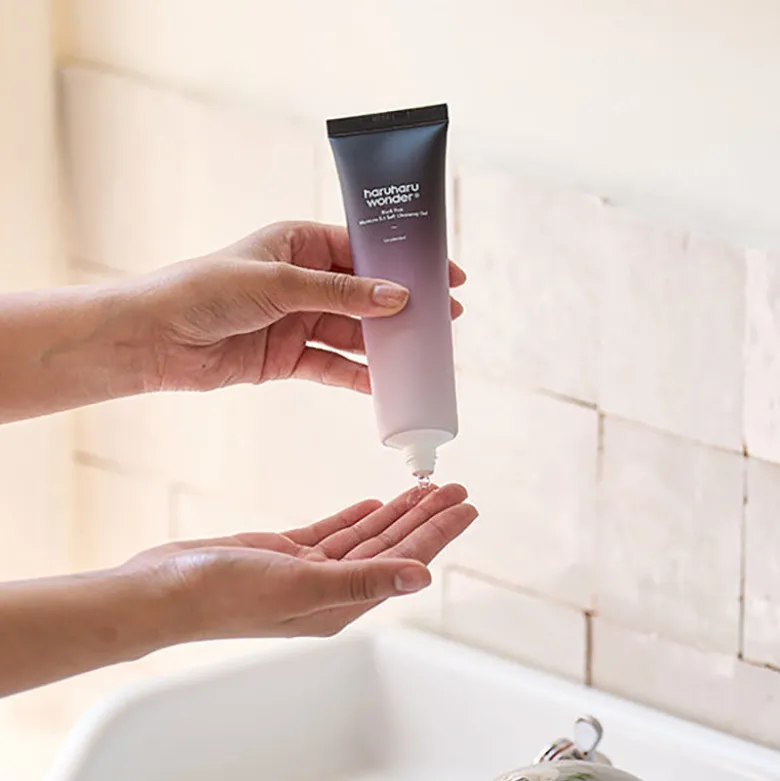Black Rice Moisture 5.5 Soft Cleansing Gel