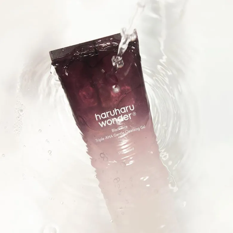 Black Rice Triple AHA Gentle Cleansing Gel