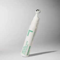 Green Tea Hyaluronic Glow Eye & Face Ball