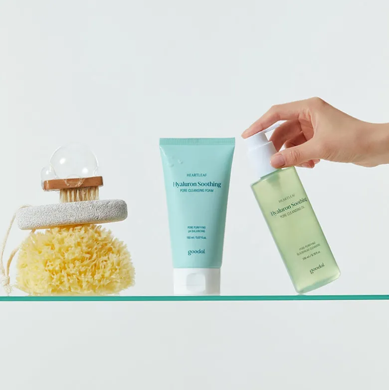 Heartleaf Hyaluron Soothing Pore Cleansing Foam