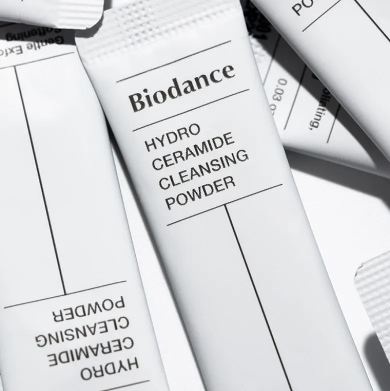 Hydro Ceramide Cleansing Powder