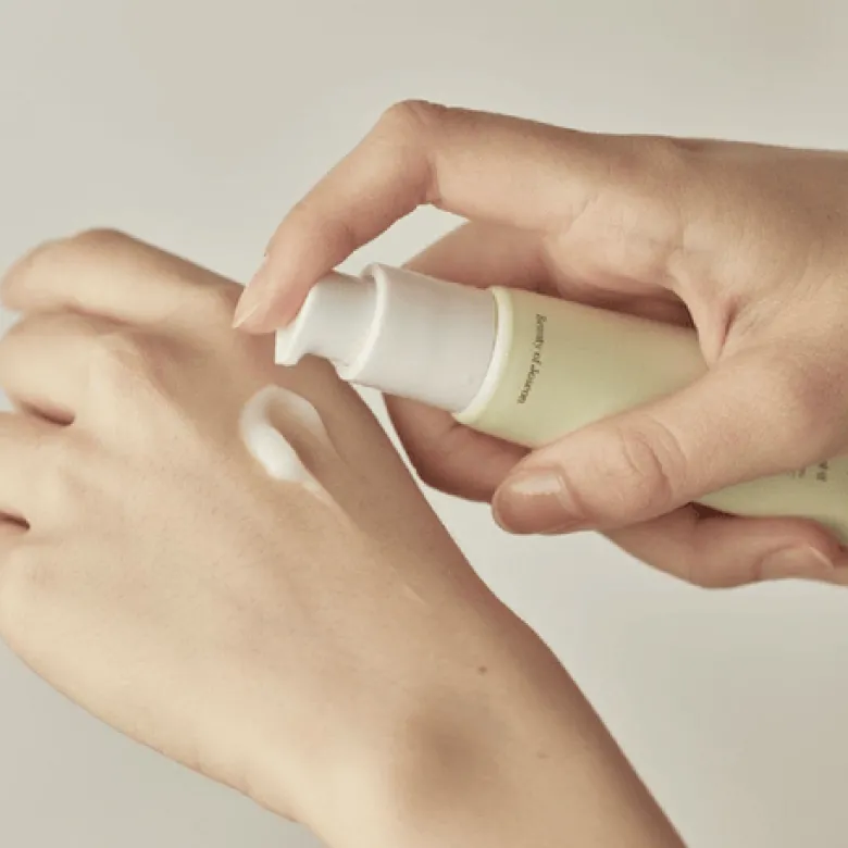 Light On Serum Centella + Vita C