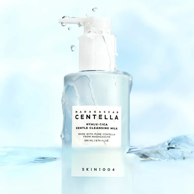 Madagascar Centella Hyalu-Cica Gentle Cleansing Milk