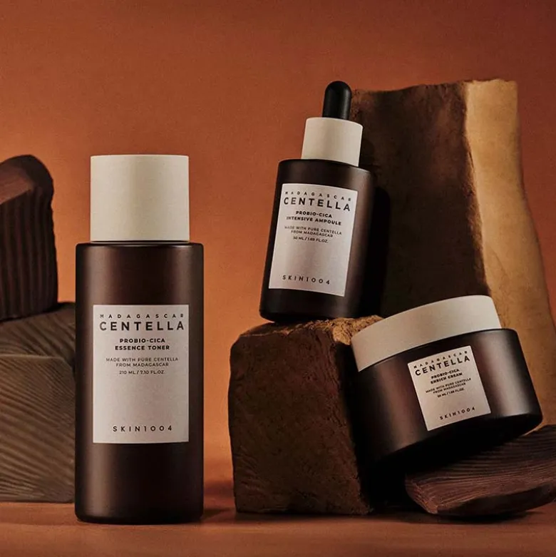 Madagascar Centella Probio-Cica Essence Toner