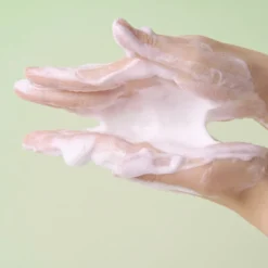 Madagascar Centella Tea Trica BHA Foam
