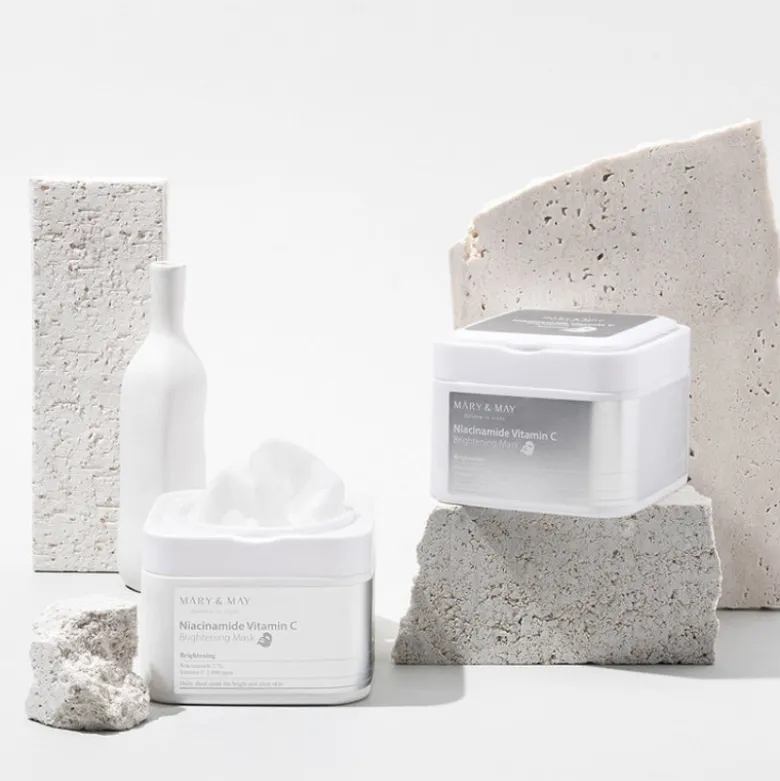 Niacinamide Vitamin C Brightening Mask