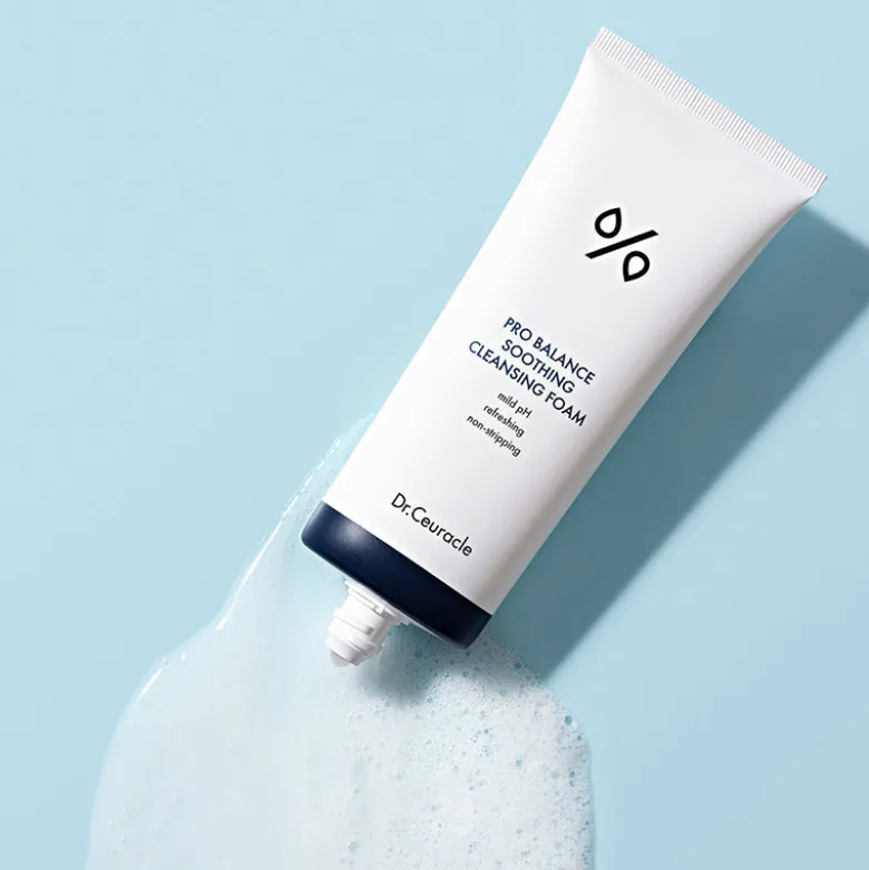 Pro Balance Soothing Cleansing Foam
