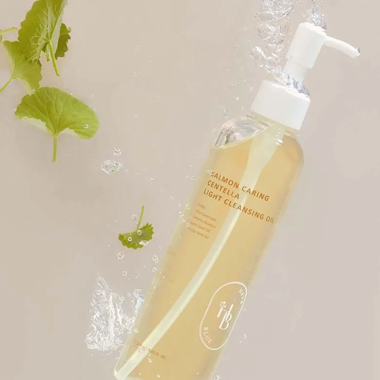 Salmon Caring Centella Light Cleansing Oil