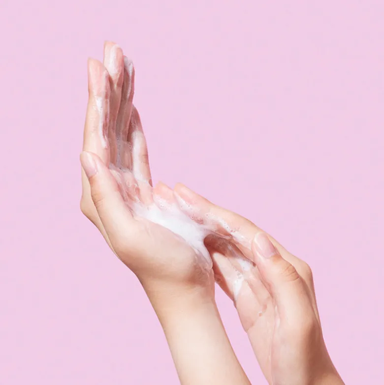 Vegan Low pH Hyaluronic Gel Cleanser