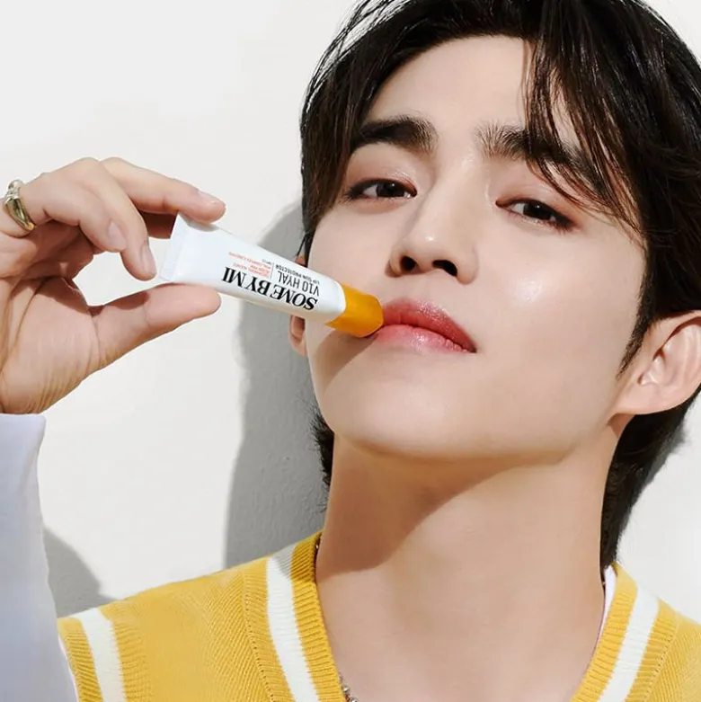 V10 Hyal Lip Protector SPF15