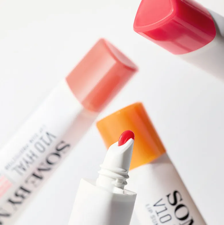 V10 Hyal Lip Protector SPF15