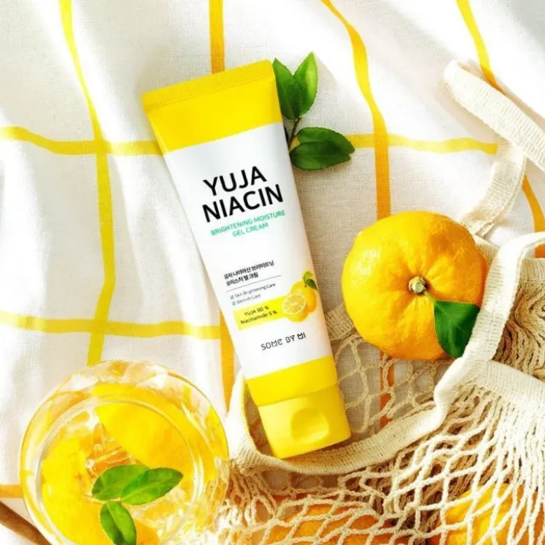 Yuja Niacin 30 Days Brightening Peeling Gel